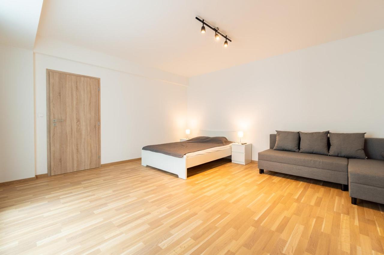 Brand New Two Room Apartment #64 In Elite Rezidence With Free Secure Parking Prague Exterior photo